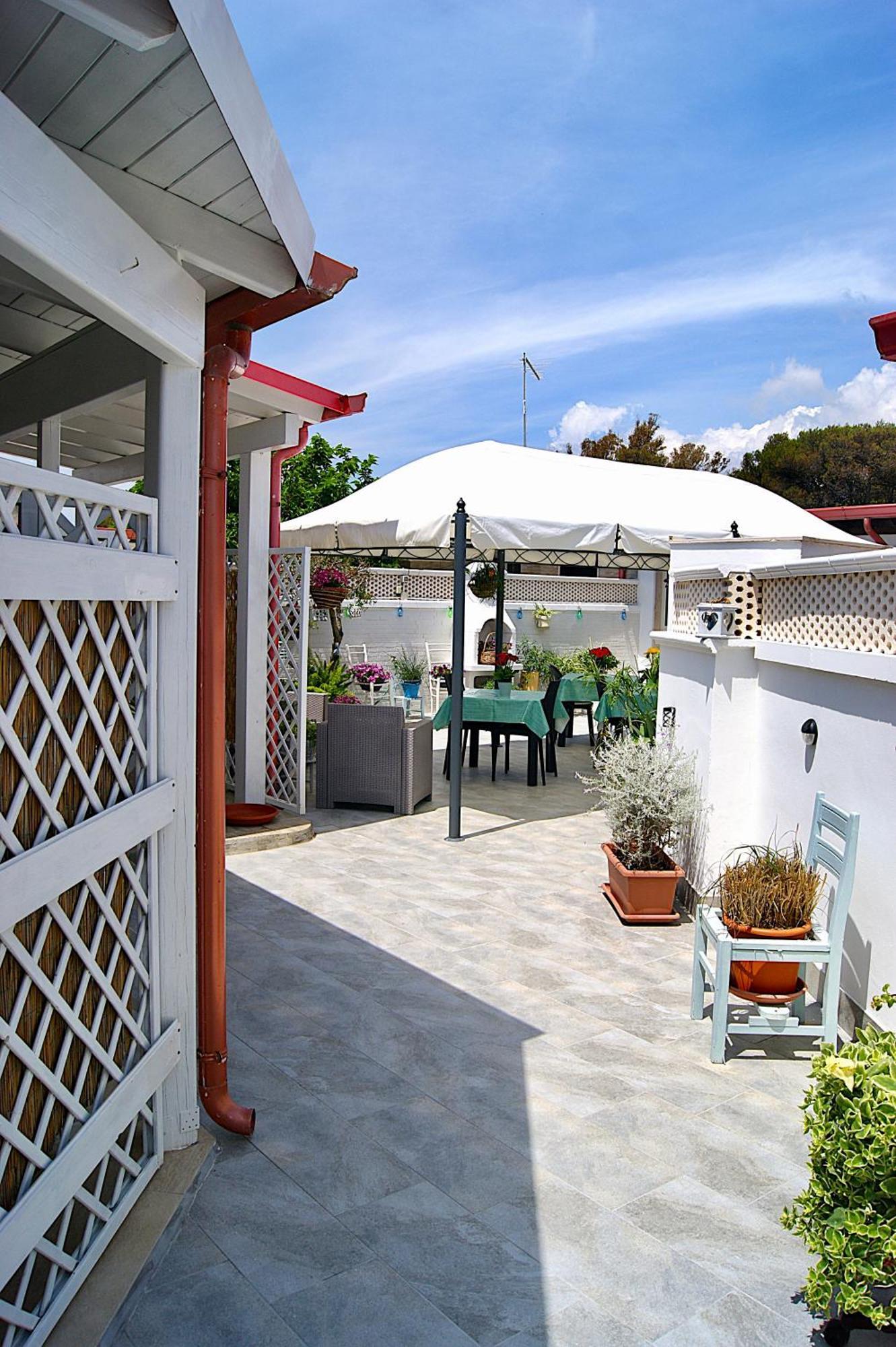 B&B Vento Del Mare San Pietro in Bevagna Exterior foto