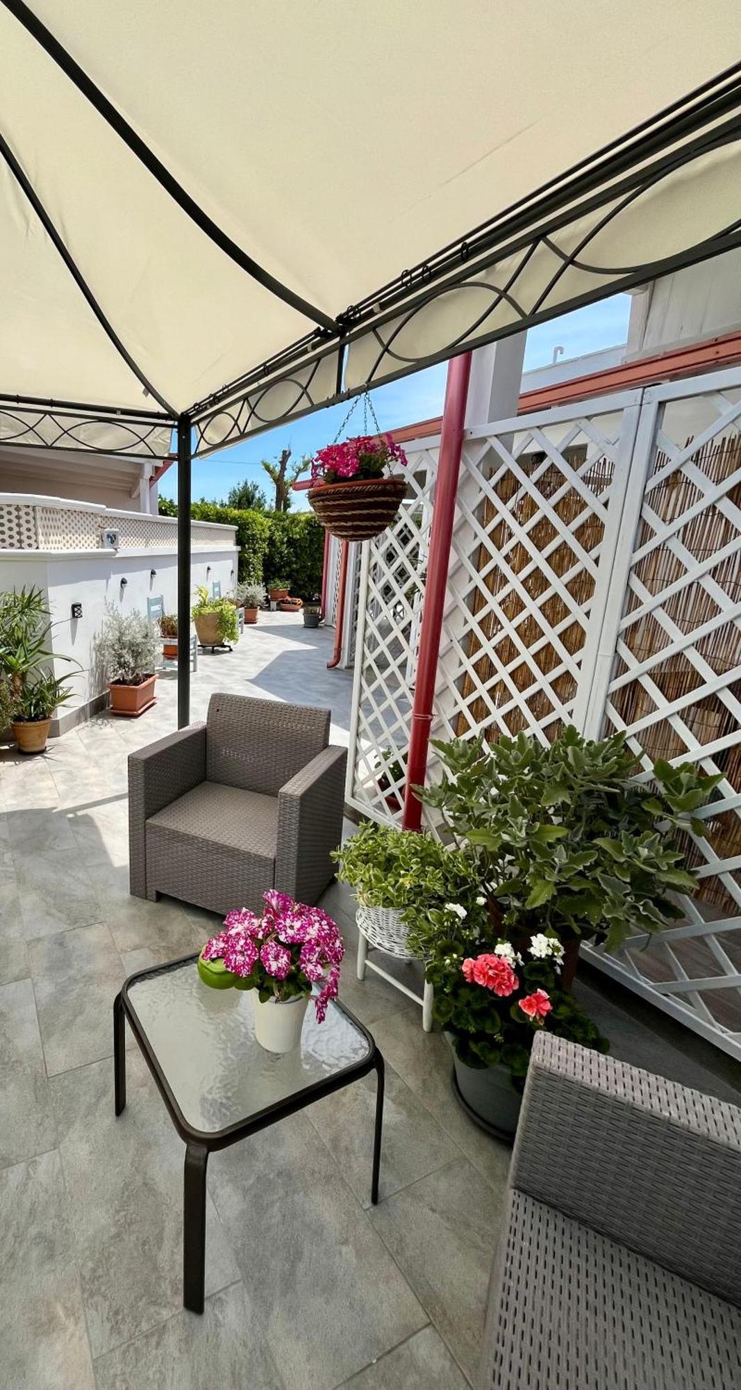 B&B Vento Del Mare San Pietro in Bevagna Exterior foto